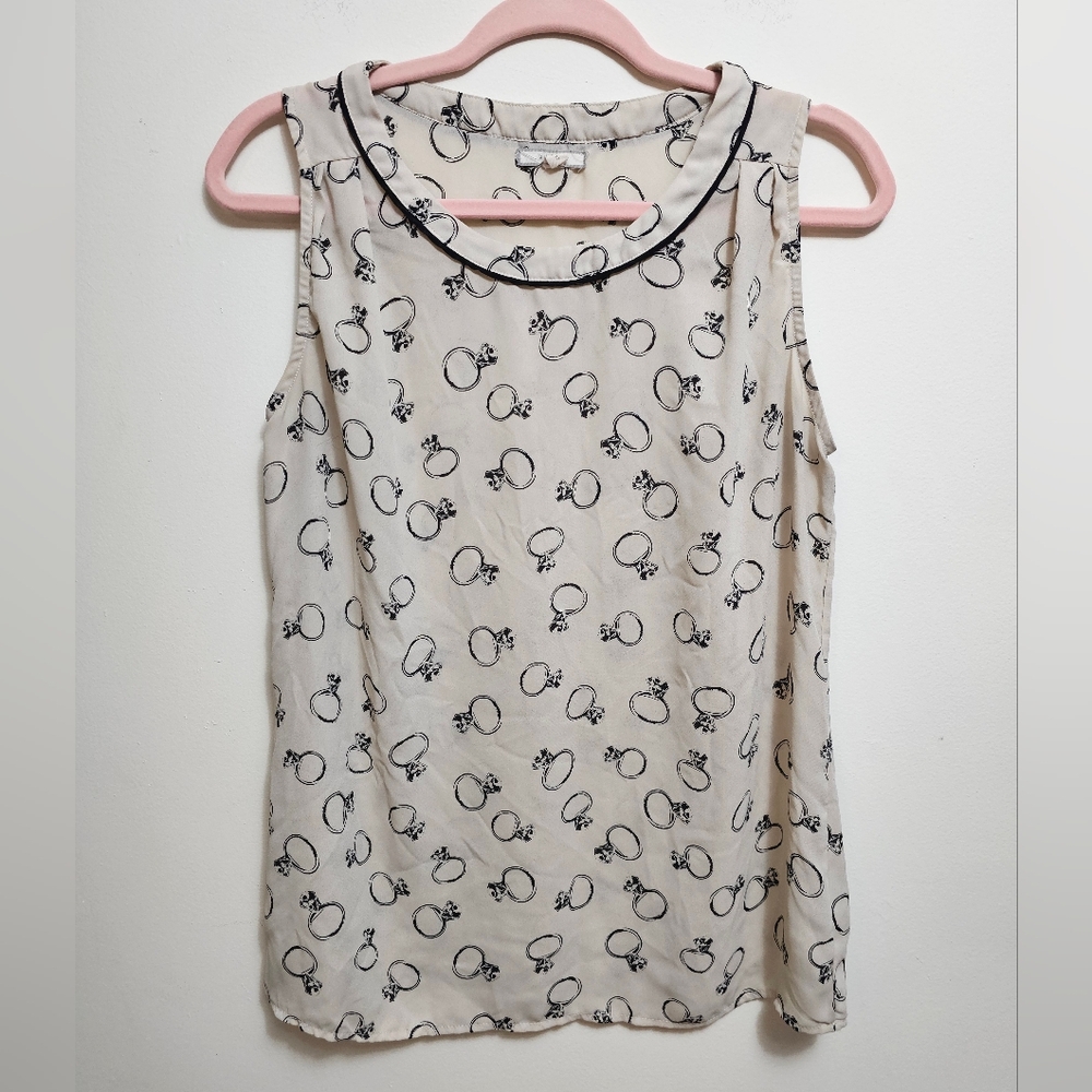 Pleione Cream Top with Black Circular Design